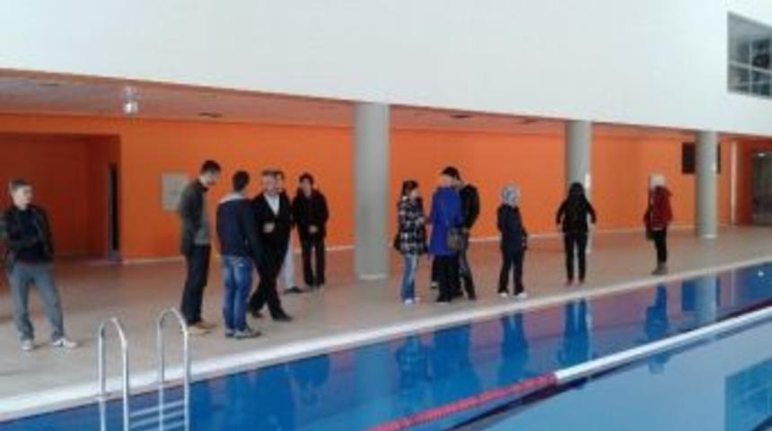 Gediz Ticaret Meslek Lisesi &Ouml;ğrencileri, Gezilere Uşak &Uuml;niversitesi&rsquo;nden Başladı