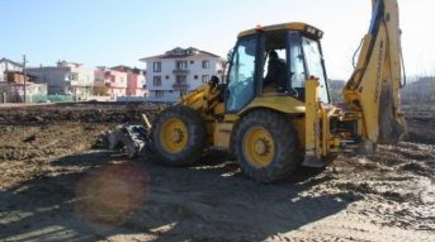 Arifiye'nin Her Yanı Şantiye Gibi