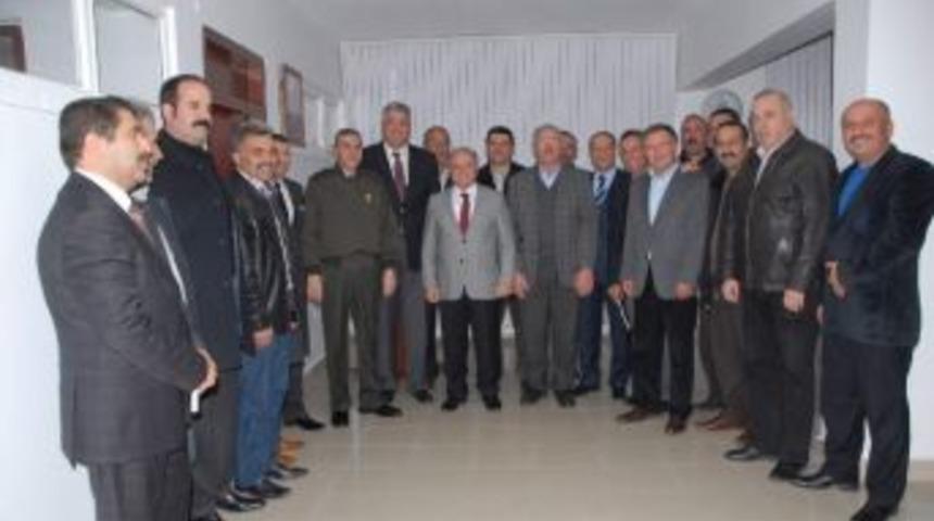 Vali &Ccedil;akacak Mucur İl&ccedil;esini Ziyaret Etti