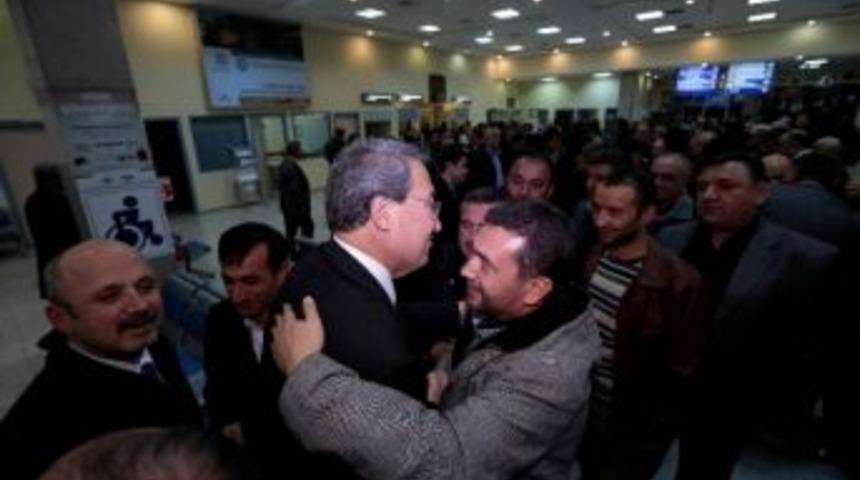 Belediye Başkanı &Uuml;nver&rsquo;e Coşkulu Karşılama