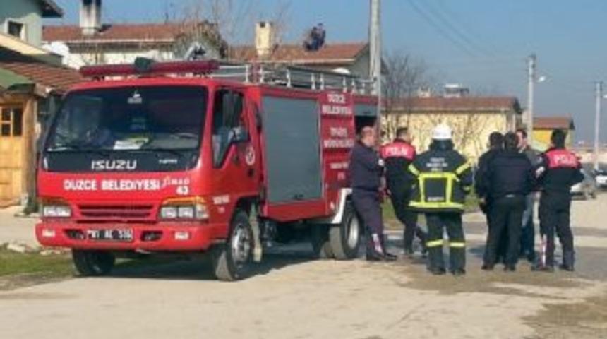 &Ccedil;atıya &Ccedil;ıkan Şahsı Arkadaşları İkna Etti