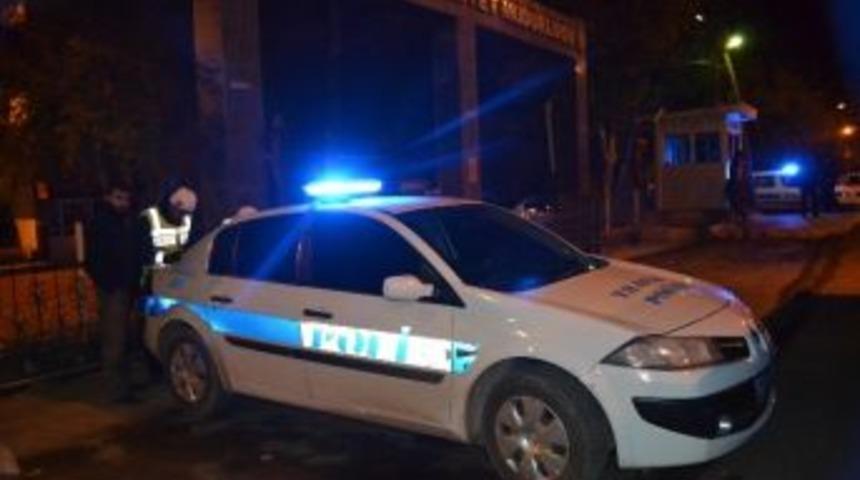 Hilvan&rsquo;da Trfaik Noktalarında Denetlemeler Arttırıldı