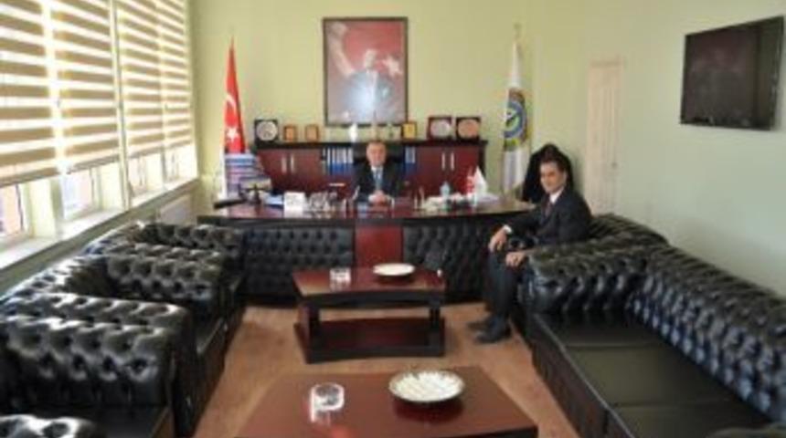 Malkara Meslek Y&uuml;ksekokulu M&uuml;d&uuml;r&uuml; Belediye Başkanını Ziyaret Etti