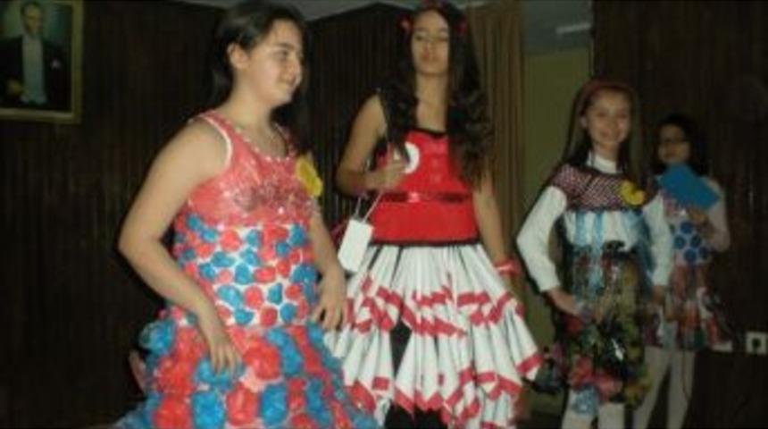 Geri D&ouml;n&uuml;ş&uuml;mden Defileye