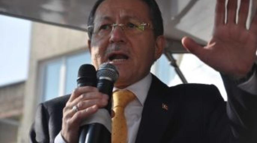 Ak Parti Adayı Uğur'dan Cami &Ccedil;ıkışı Mini Miting