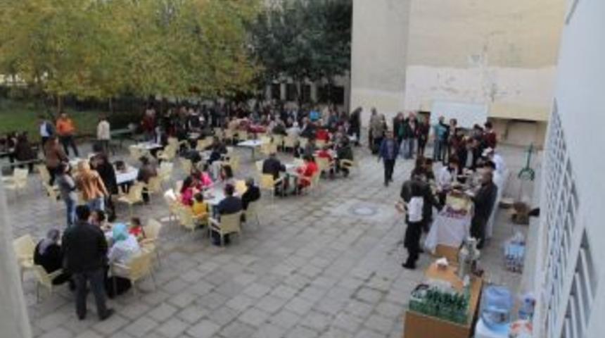 &Ccedil;&Uuml; Fen Edebiyat Fak&uuml;ltesi&rsquo;nden Dostluk Pikniği