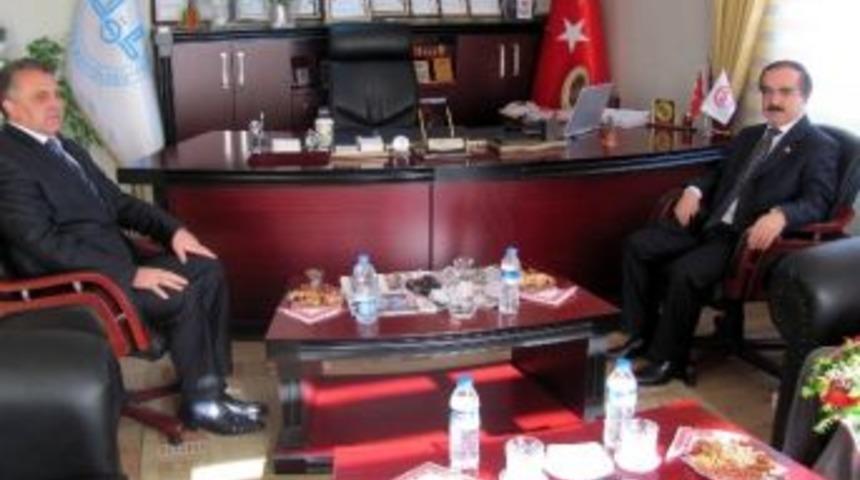 Vali Coş, Seyhan M&uuml;ft&uuml;l&uuml;ğ&uuml;n&uuml; Ziyaret Etti