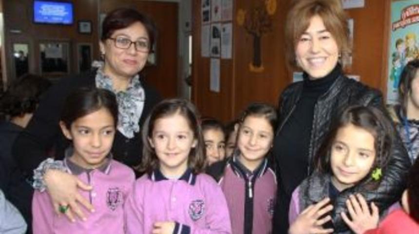 Deneri, Okullarda İncelemede Bulundu