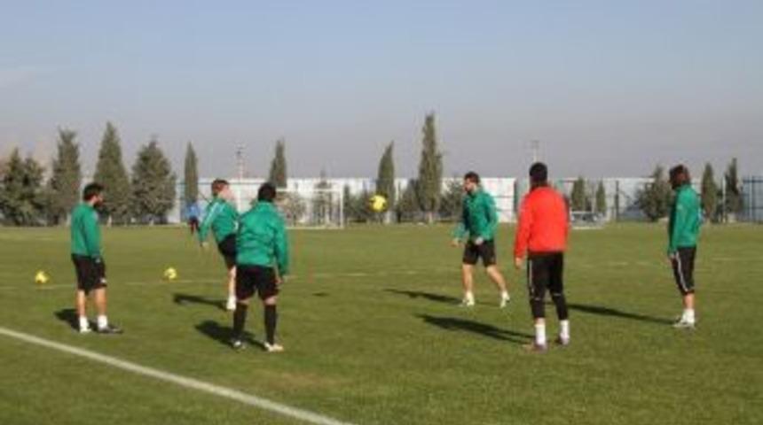 Akhisar Belediyespor, Torku Konyaspor Ma&ccedil;ı Hazırlıklarını S&uuml;rd&uuml;rd&uuml;