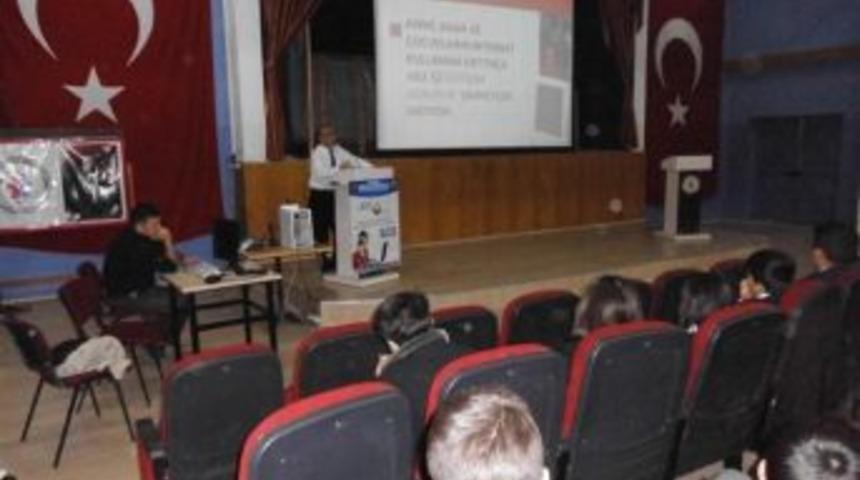 3 Bin 61 &Ccedil;ocuğa G&uuml;venli İnternet Semineri Verildi