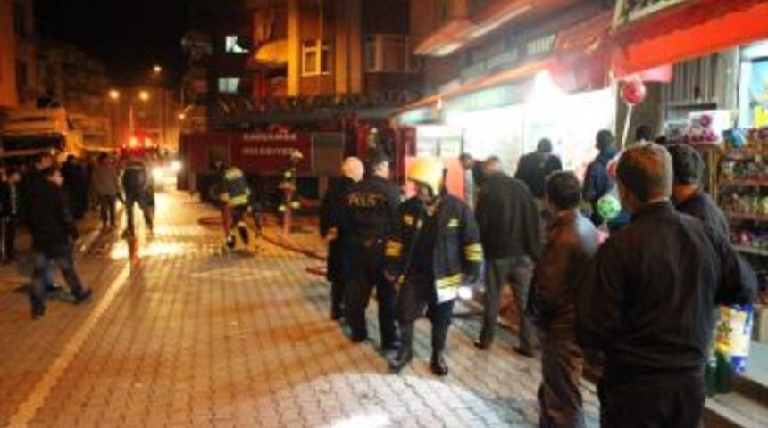 Yangında Evleri Dumanla Doldu, Geceyi Akrabalarında Ge&ccedil;irdiler