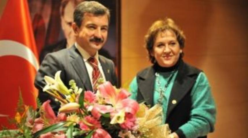 T&uuml;rk Kadınının Hakları Buca'da Tartışıldı