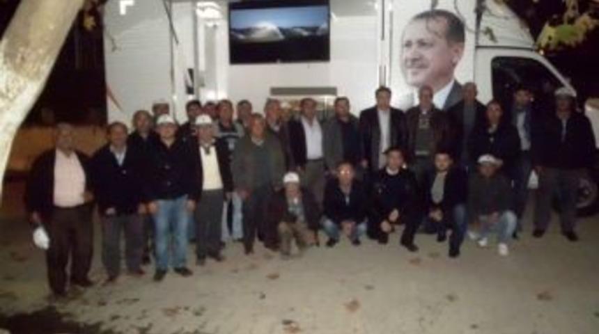 Ayvalıklı Ak Partililer Yenik&ouml;y&rsquo;de