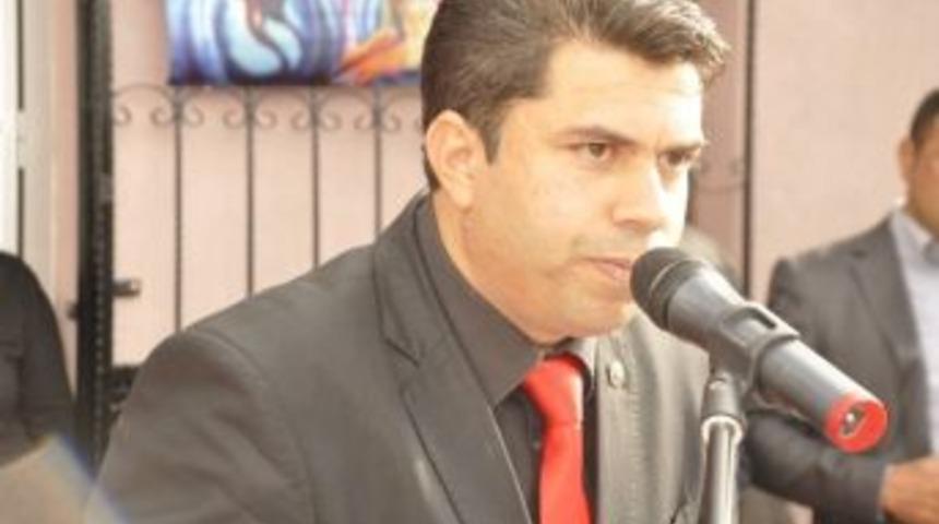 Uşak Alevi K&uuml;lt&uuml;r Derneği Başkanı G&uuml;ven Tazeledi