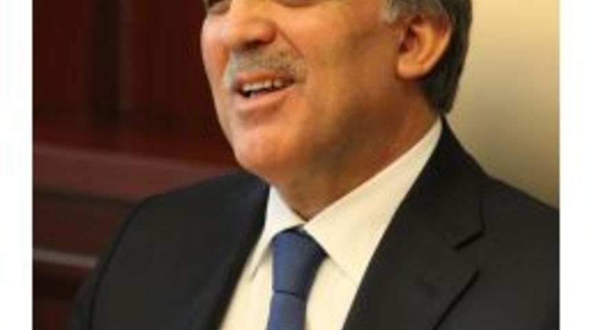 Cumhurbaşkanı G&uuml;l&rsquo;den, &Uuml;niversite Binalarına Estetik Ve Mimari Eleştirisi