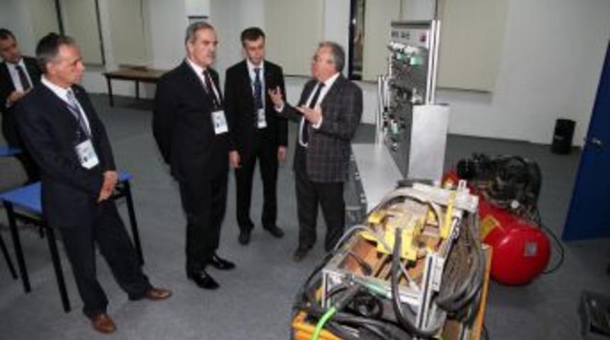 Altepe: İpekb&ouml;ceği Ile D&uuml;nya &Ccedil;apında T&uuml;rk Markası Olabileceğini G&ouml;sterdik