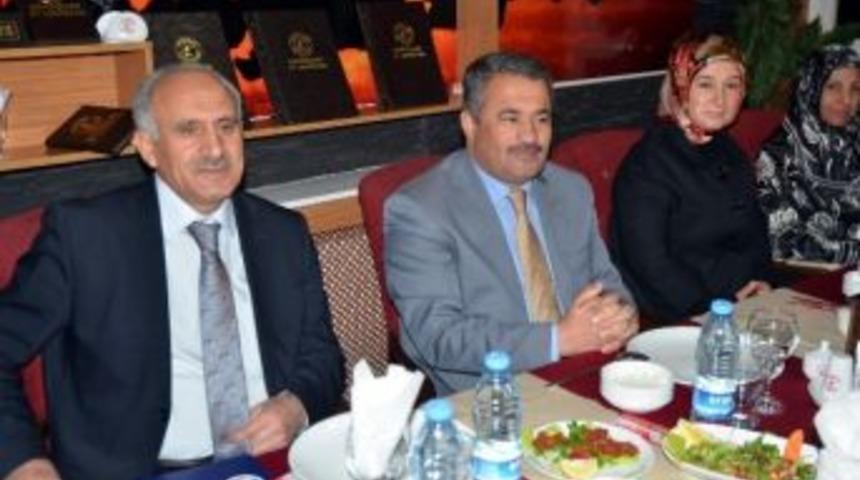 Başkan Şabu, Tuşba Belediye Meclis &Uuml;yesi Aday Adaylarıyla Bir Araya Geldi