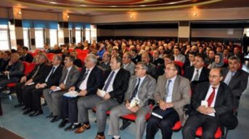 Suşehri&rsquo;nde Resmi Yazışma Kuralları Konulu Seminer D&uuml;zenlendi