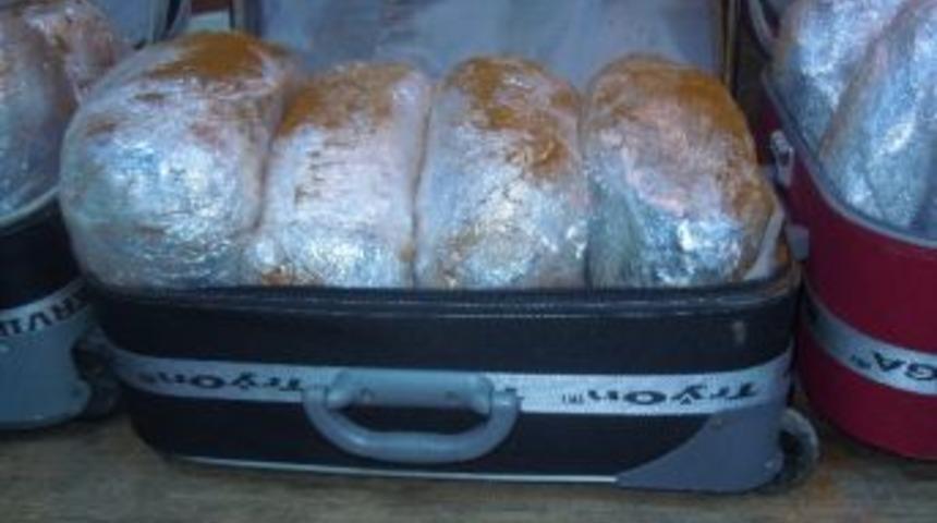 Otomobilin Bagajından 55 Kilo Esrar &Ccedil;ıktı