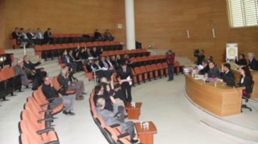 Akhisar Belediyesi 2014 Yılı B&uuml;t&ccedil;esi Kabul Edildi