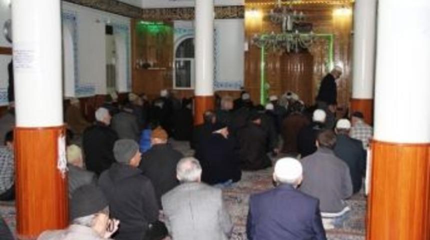 İlkadım'da Şehitler Yad Ediliyor