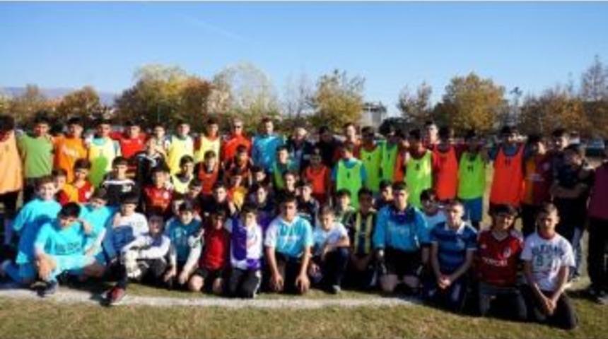 Sarıg&ouml;l&rsquo;de U14,u15 Ve U16 Milli Takım Se&ccedil;meleri Yapıldı