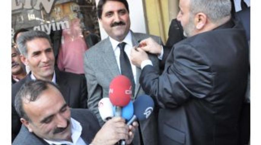 AK Parti'den Istifa Eden Bing&ouml;l Belediye Başkanı SP'den Aday