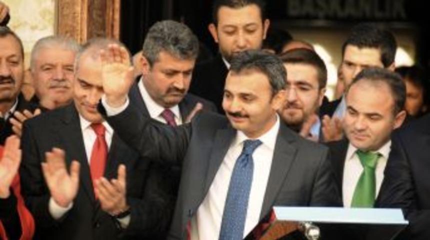 &Ccedil;orum Belediye Başkan Adayı K&uuml;lc&uuml;'ye Coşkulu Karşılama