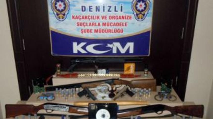 3 Ilde Su&ccedil; &Ouml;rg&uuml;tlerine Eş Zamanlı Operasyon: 30 Kişi G&ouml;zaltına Alındı