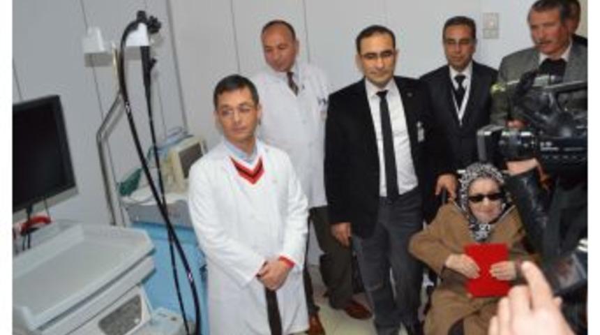 G&ouml;rme Engelli 84 Yaşındaki Hayır Sever 47 Bin Liralık Cihaz Bağışladı