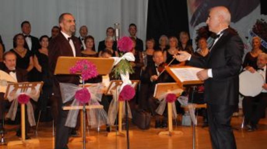 Zeki Müren Doğum Gününde Anıldı