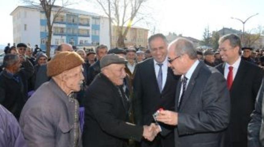 Vali Kocatepe&rsquo;den Yaşlılara Sigara Uyarısı