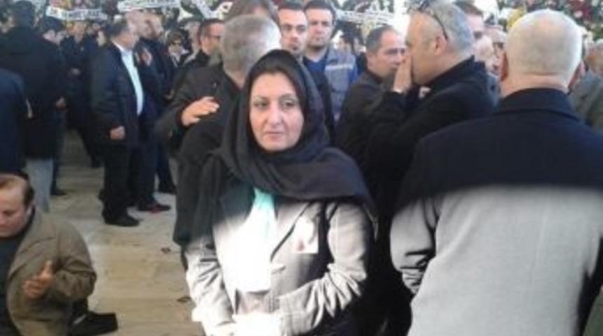 Ak Partili Tozan, Başkanını Acı G&uuml;n&uuml;nde Yalnız Bırakmadı