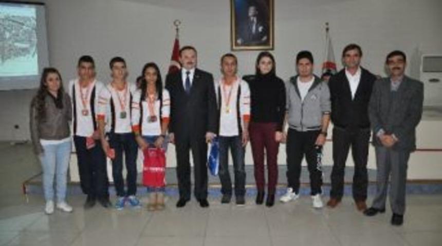 Oryantiring'de Derece Yapan Sporculara Ergene'den &Ouml;d&uuml;l