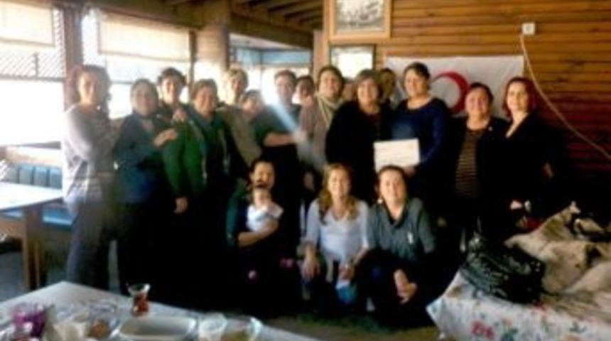 Urla Kızılay Şube Başkanından G&ouml;n&uuml;ll&uuml;ler G&uuml;n&uuml; Mesajı