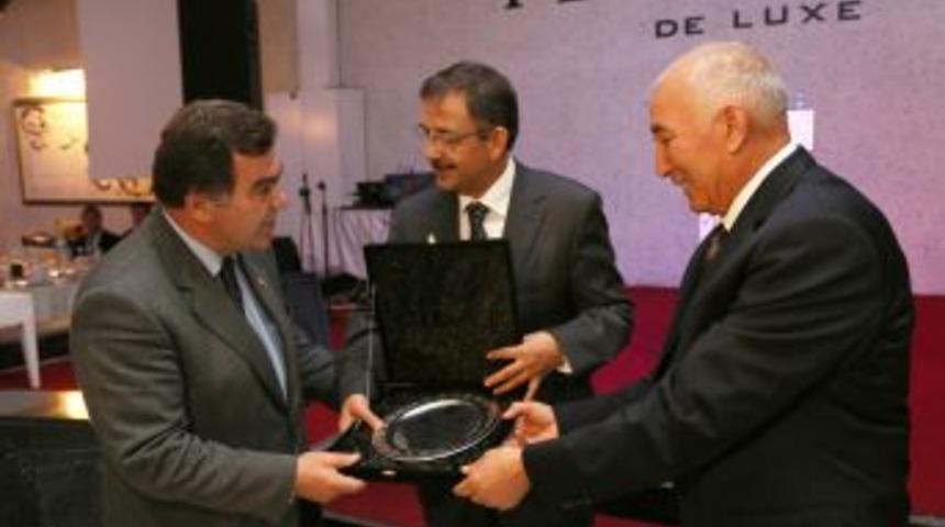 Otob&uuml;s&ccedil;&uuml; Esnafından Başkan &Ouml;zhaseki'ye Teşekk&uuml;r