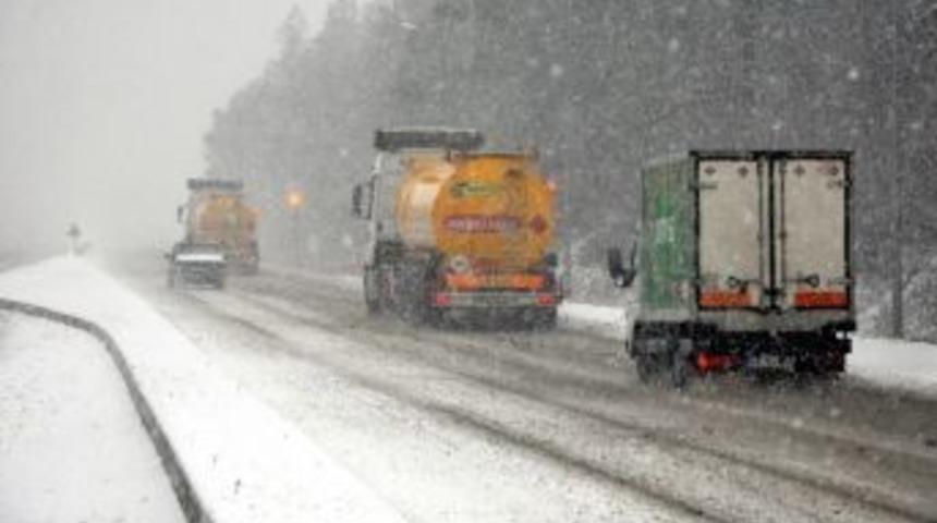 Bolu Dağı&rsquo;nda Yoğun Kar Yağışı