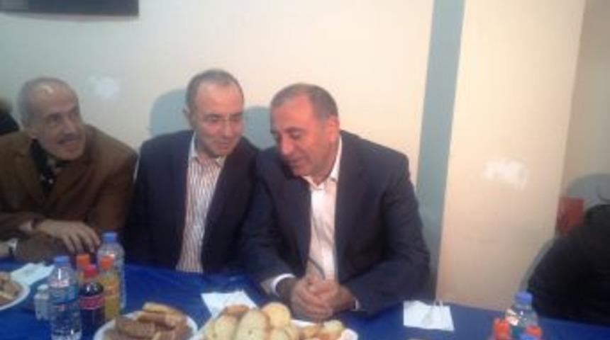 'D&uuml;n 'Baransu Demokrasiye Katkı Sunuyor' Diyenler, Bug&uuml;n Idam Ediyor'