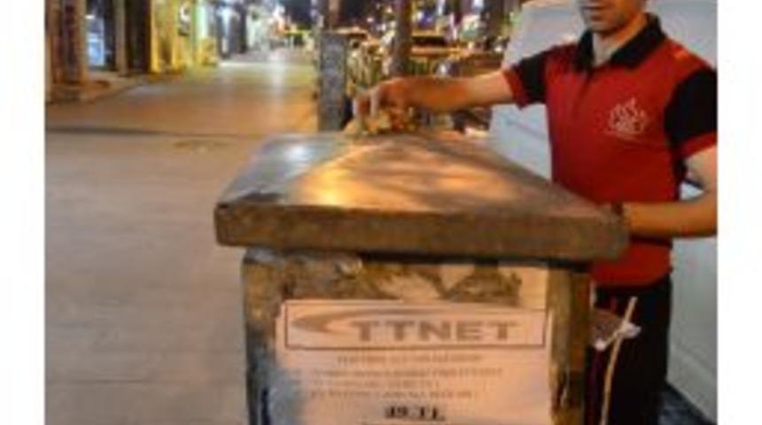 Kışın Kuşlara Esnaf Sahip Çıkıyor