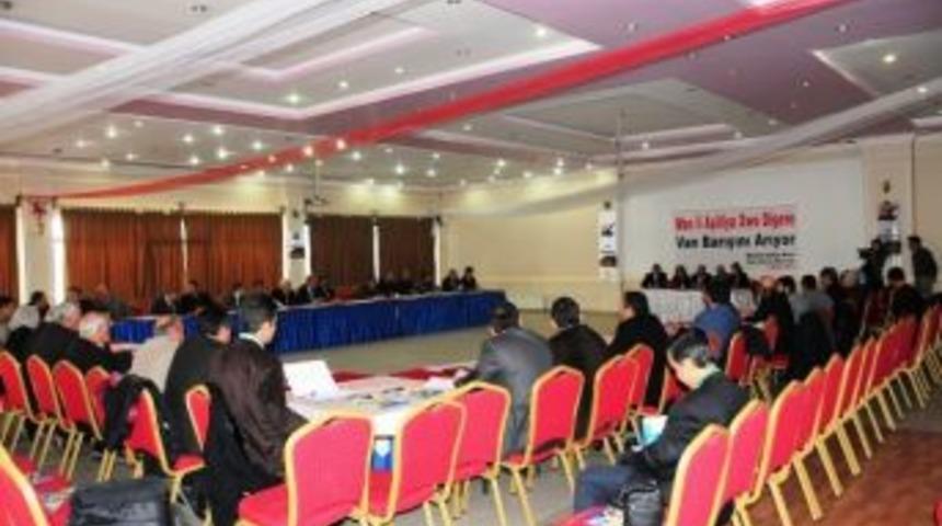 Van Barışını Arıyor &Ccedil;alıştayı