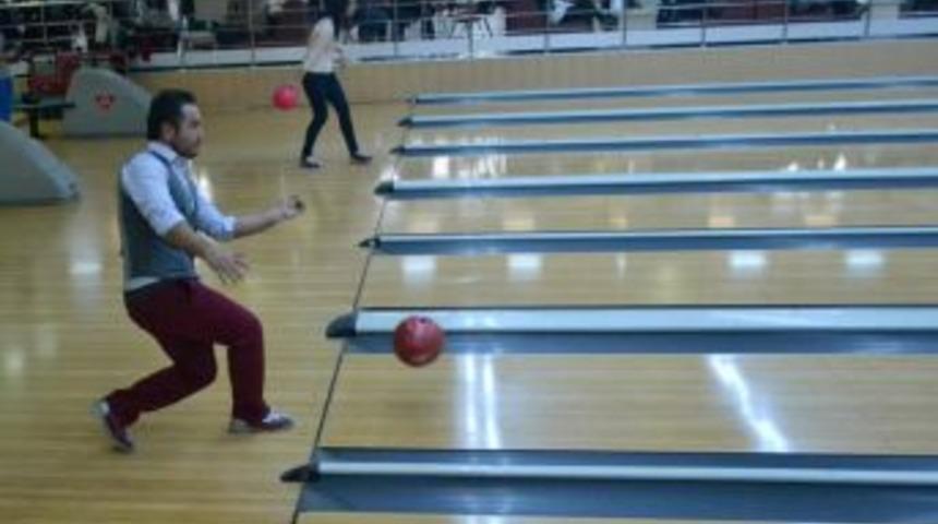 Erzurum Atat&uuml;rk &Uuml;niversitesi, Bowling Turnuvası D&uuml;zenliyor