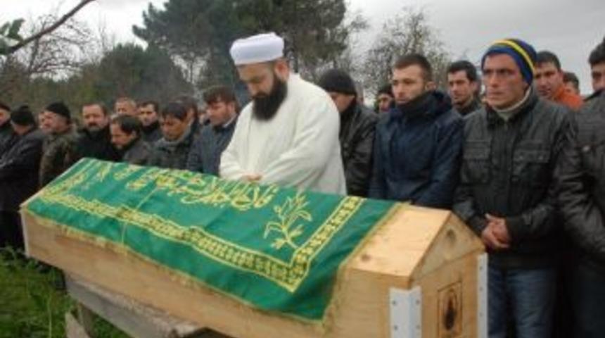 Cesedi Bulunan Kayıp Vatandaş Toprağa Verildi