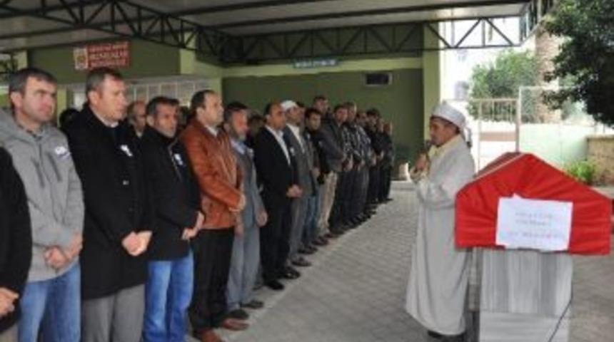 Polis Memuru Kansere Yenik D&uuml;şt&uuml;