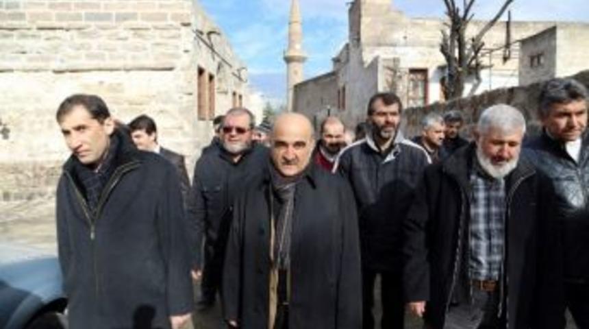 Yıldırım'dan G&ouml;rsel Tarih Brifingi