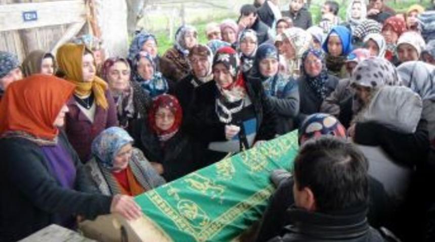 Kayıp Kemal Taş&rsquo;ın Cenazesi Sinop'ta Toprağa Verildi