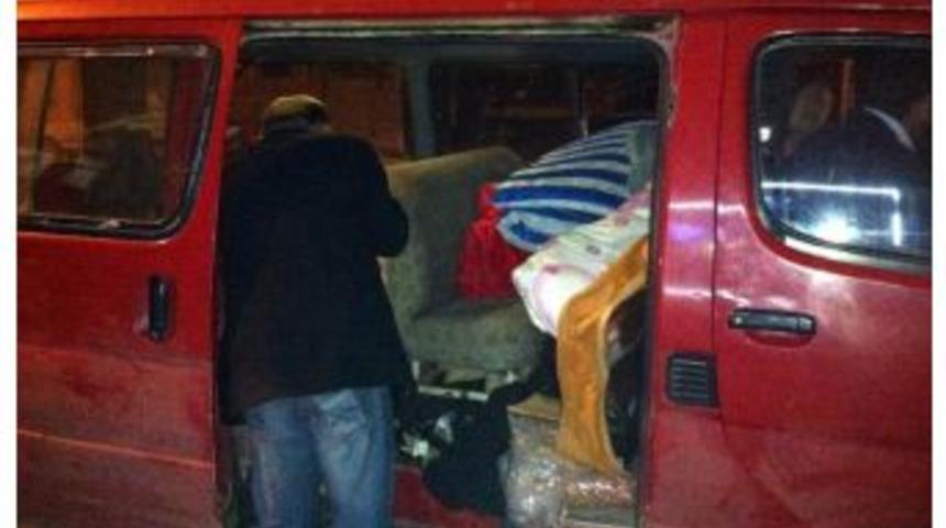 Polis Ekipleri Ş&uuml;pheli Aracı Didik Didik Aradı