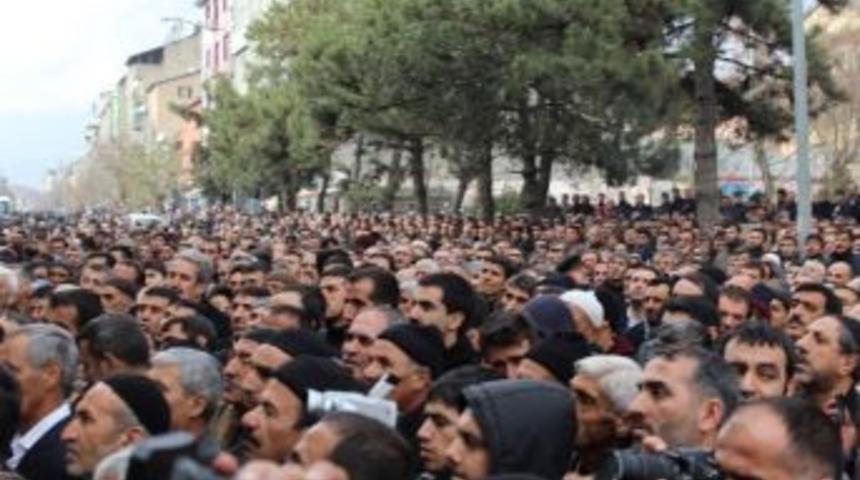 Bakan Yılmaz: &ldquo;ak Parti Kardeşliğin Partisidir&rdquo;