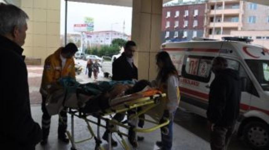 (&ouml;zel Haber) Bakım İ&ccedil;in &Ccedil;ıktığı Direkte 35 Bin Volta Yakalanan İş&ccedil;i Ağır Yaralandı