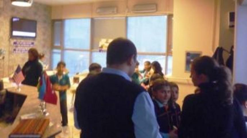 Speaking Cafe &Ouml;ğrencilerin İkinci Adresi