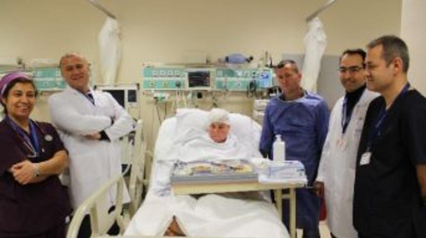 (&ouml;zel Haber) Konuşarak Beyin Ameliyatı Oldu